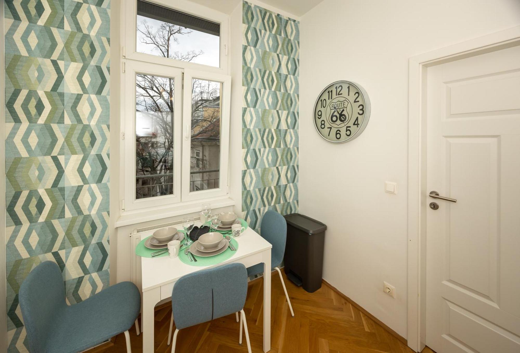Delightful 1 Bedroom Near Schoenbrunn And Westbahnhof With Big Porch Vienna Exterior photo